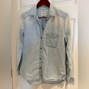 American Eagle Boyfriend Denim Shirt - Acid Wash